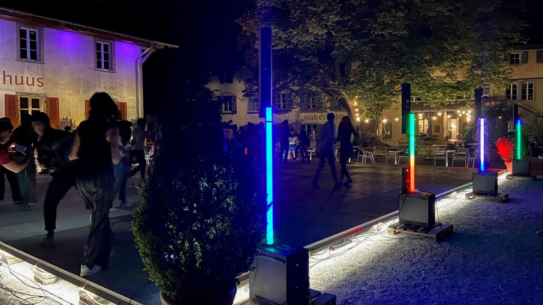 Tanzen im Schlosshof | Salsa mit DJ Volcano